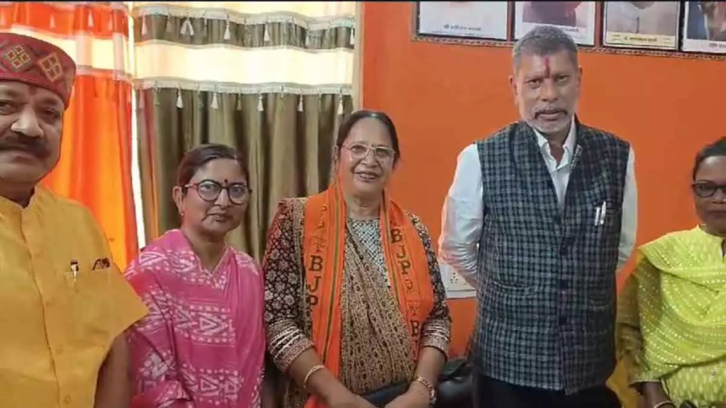 CG महिला कांग्रेस को झटका, बीजेपी में शामिल हुई दिग्गज नेत्री